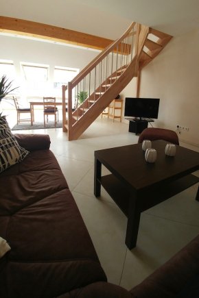 Wohnzimmer Bild 1